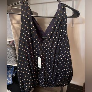 NWT BR top
